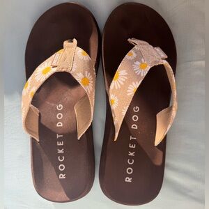 Rocket Dog Flip Flops size 9